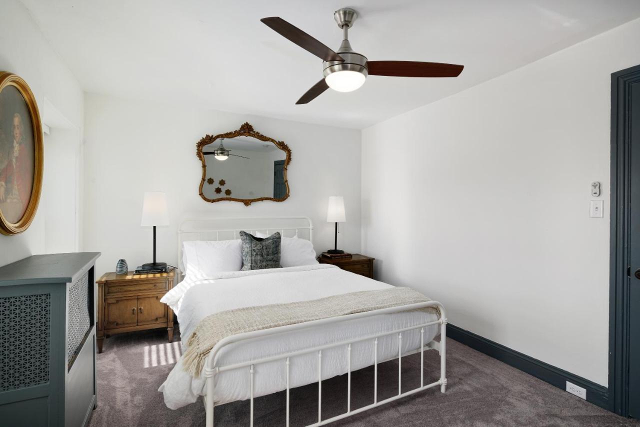 Modern Parisian In The Heart Of Manayunk Apartment Philadelphia