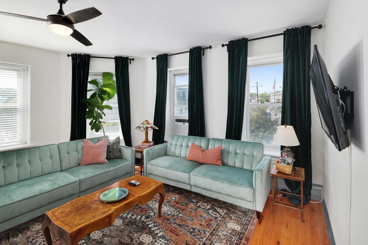 Apartment Modern Parisian In The Heart Of Manayunk Philadelphia